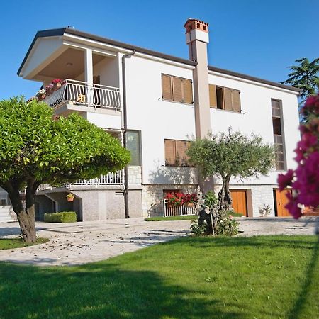 Apartments Vili Umag Ngoại thất bức ảnh