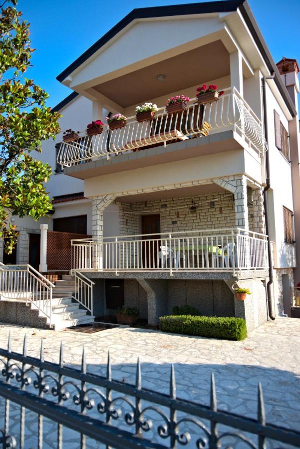 Apartments Vili Umag Ngoại thất bức ảnh